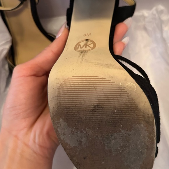 Michael Kors Yoonie Platform - Picture 3 of 3